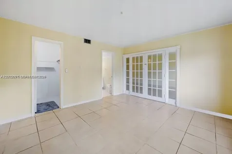 124 NE 19th Court Wilton Manors FL 33305