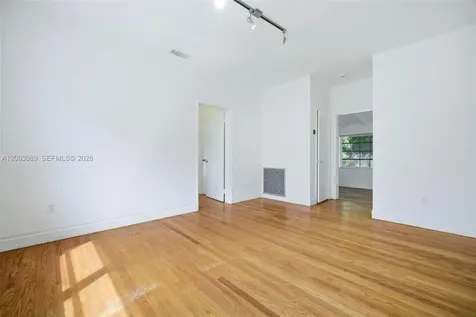 2300 S Miami Avenue Miami FL 33129