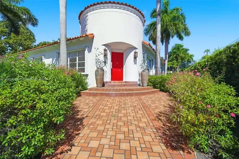 2300 S Miami Avenue Miami FL 33129