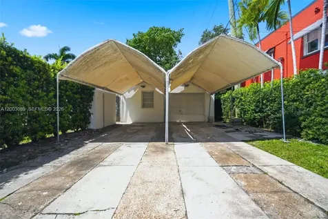 2300 S Miami Avenue Miami FL 33129