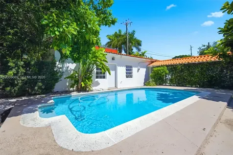 2300 S Miami Avenue Miami FL 33129