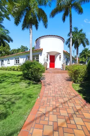 2300 S Miami Avenue Miami FL 33129