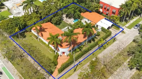 2300 S Miami Avenue Miami FL 33129