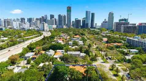 2300 S Miami Avenue Miami FL 33129
