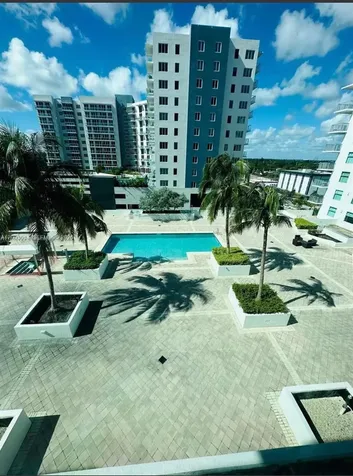140 S Dixie Highway Hollywood FL 33020