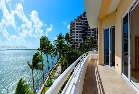 808 Brickell Key Drive Miami FL 33131