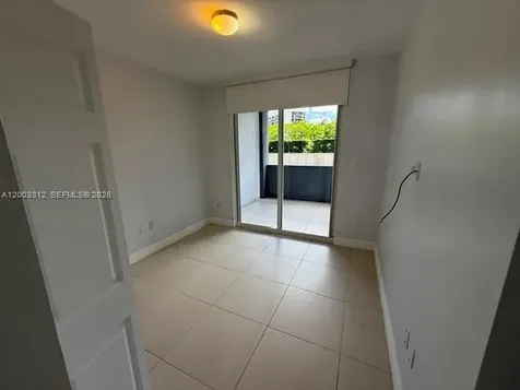 185 SE 14th Terrace Miami FL 33131
