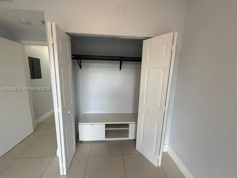 185 SE 14th Terrace Miami FL 33131