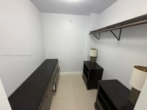 185 SE 14th Terrace Miami FL 33131