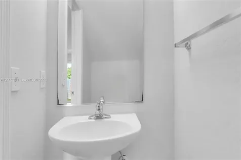 14226 NW 17th Avenue Opa-Locka FL 33054