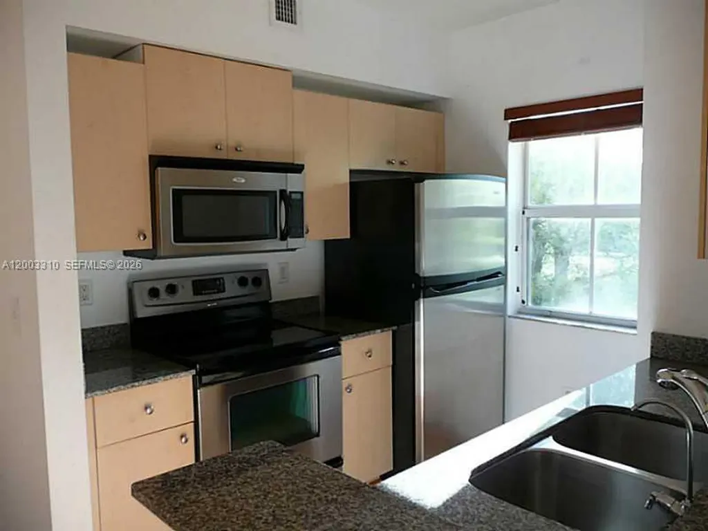 2586 Centergate Drive Miramar FL 33025
