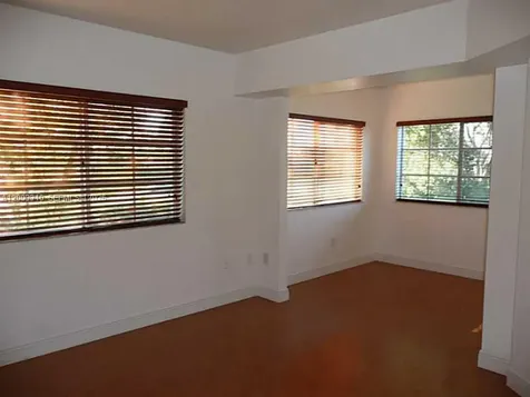 2586 Centergate Drive Miramar FL 33025