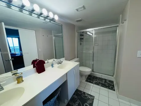 3300 NE 191st Street Aventura FL 33180