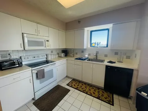 3300 NE 191st Street Aventura FL 33180