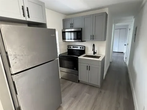 628 SW 21st Avenue Miami FL 33135