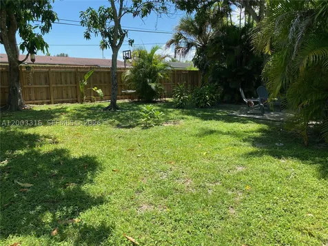 9840 SW 165th Terrace Miami FL 33157