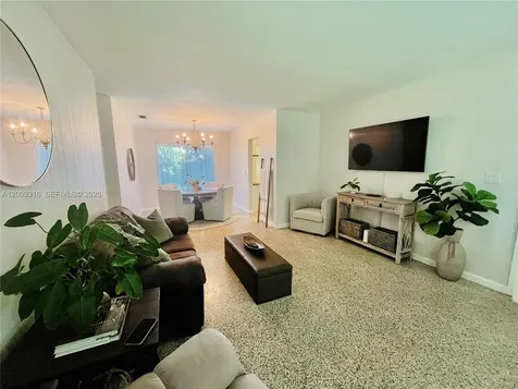 9840 SW 165th Terrace Miami FL 33157