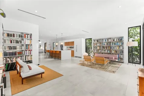 2955 Shipping Avenue Miami FL 33133