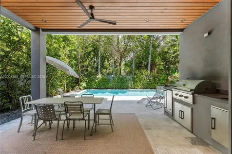 2955 Shipping Avenue Miami FL 33133