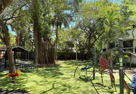 2955 Shipping Avenue Miami FL 33133
