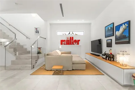 2955 Shipping Avenue Miami FL 33133