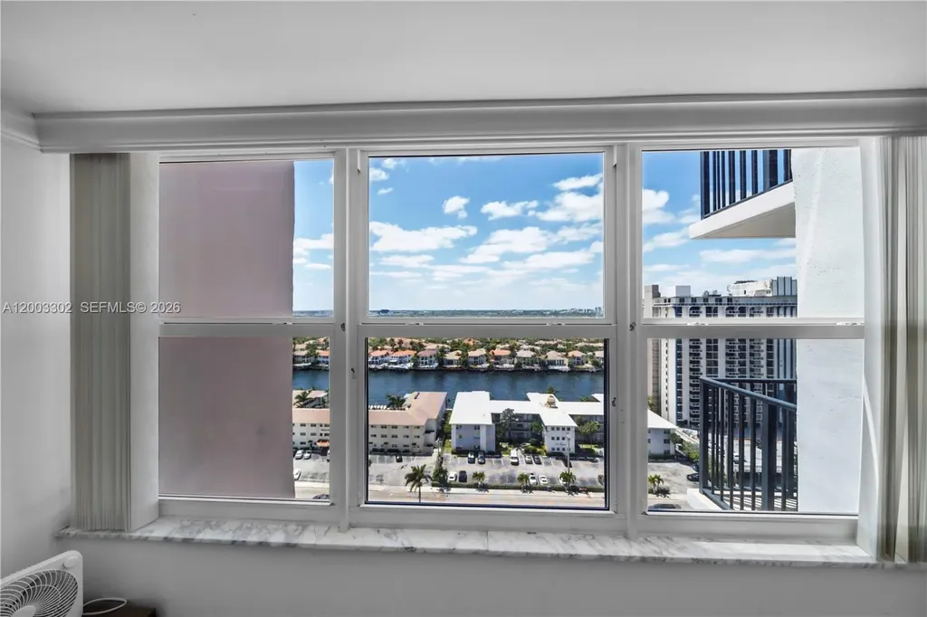 2201 S Ocean Drive Hollywood FL 33019
