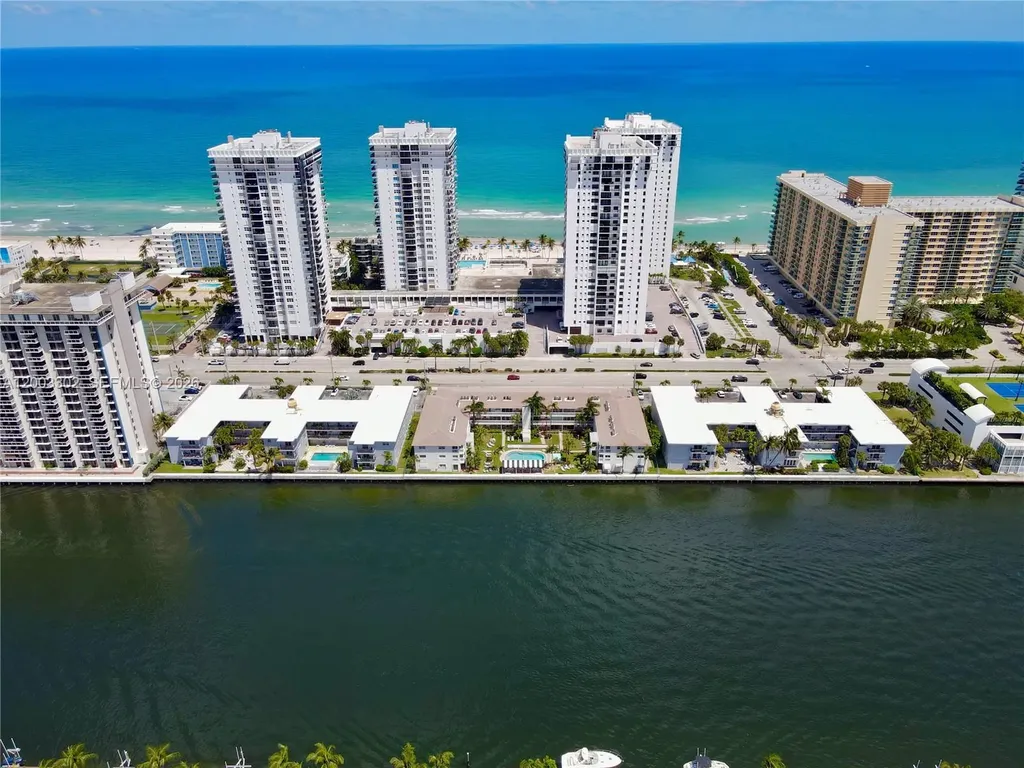 2201 S Ocean Drive Hollywood FL 33019