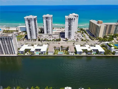 2201 S Ocean Drive Hollywood FL 33019