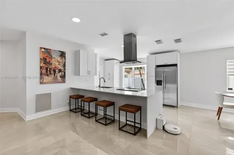 31 E Bentwater Circle Boynton Beach FL 33426