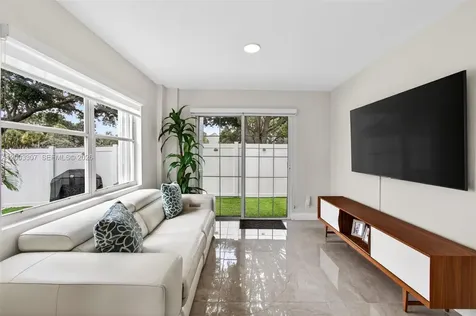 31 E Bentwater Circle Boynton Beach FL 33426