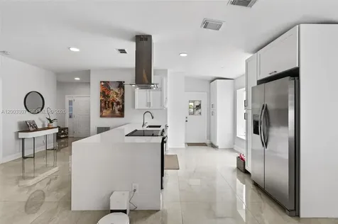 31 E Bentwater Circle Boynton Beach FL 33426