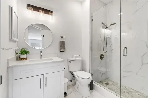 31 E Bentwater Circle Boynton Beach FL 33426