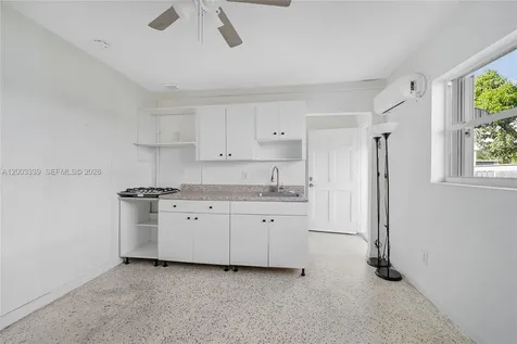 175 E 45th Street Hialeah FL 33013