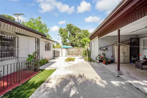 175 E 45th Street Hialeah FL 33013