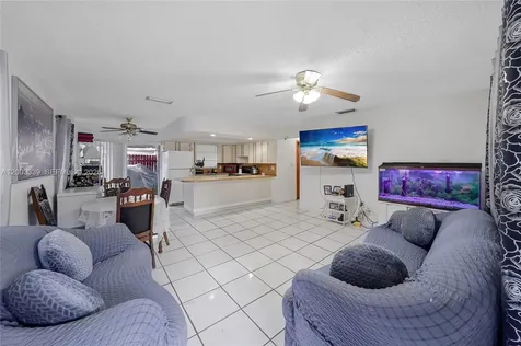 175 E 45th Street Hialeah FL 33013