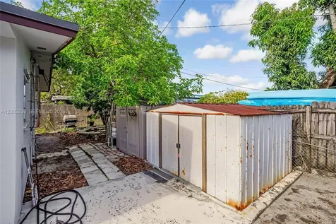 175 E 45th Street Hialeah FL 33013