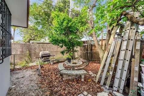 175 E 45th Street Hialeah FL 33013