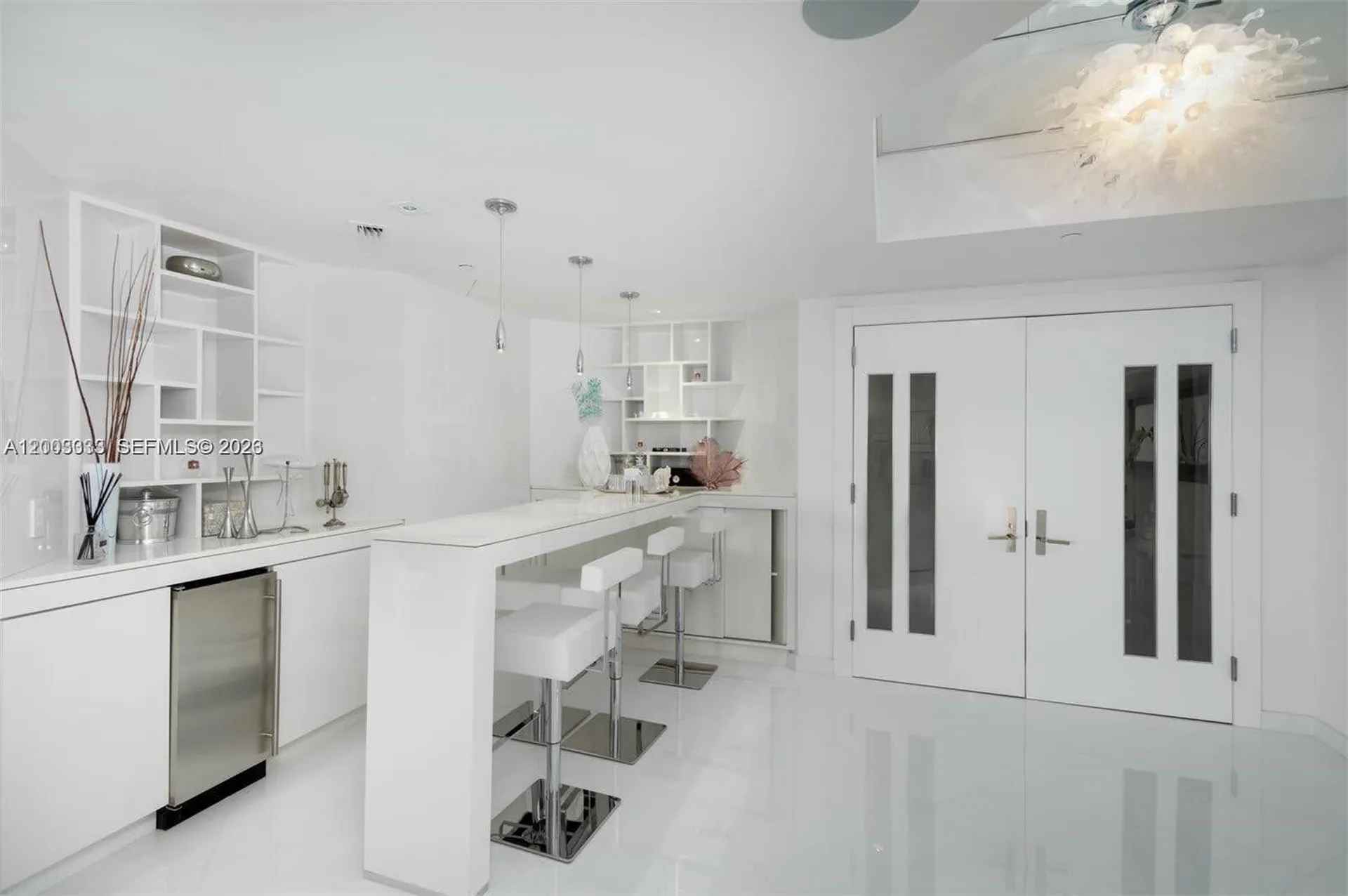 2711 S Ocean Drive Hollywood FL 33019