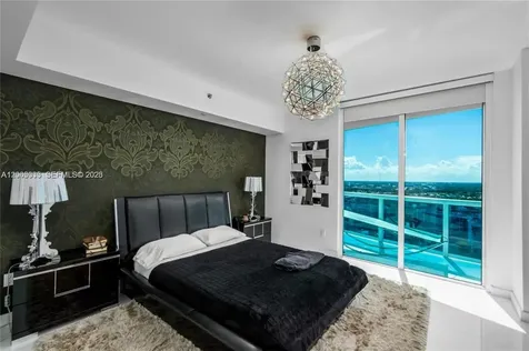 2711 S Ocean Drive Hollywood FL 33019