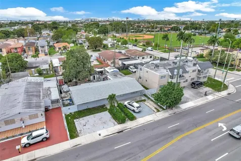 2650 W 8th Avenue Hialeah FL 33010