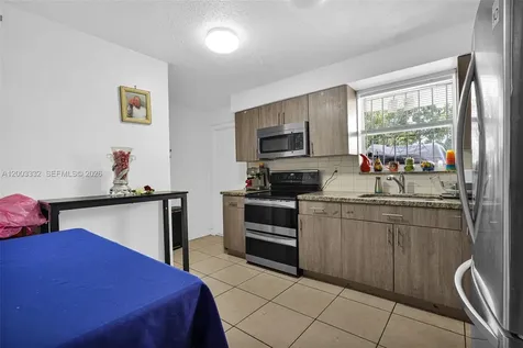 2650 W 8th Avenue Hialeah FL 33010