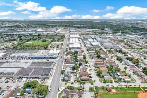 2650 W 8th Avenue Hialeah FL 33010