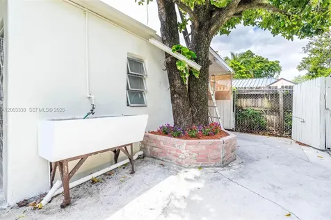 1879 SW 16th Street Miami FL 33145