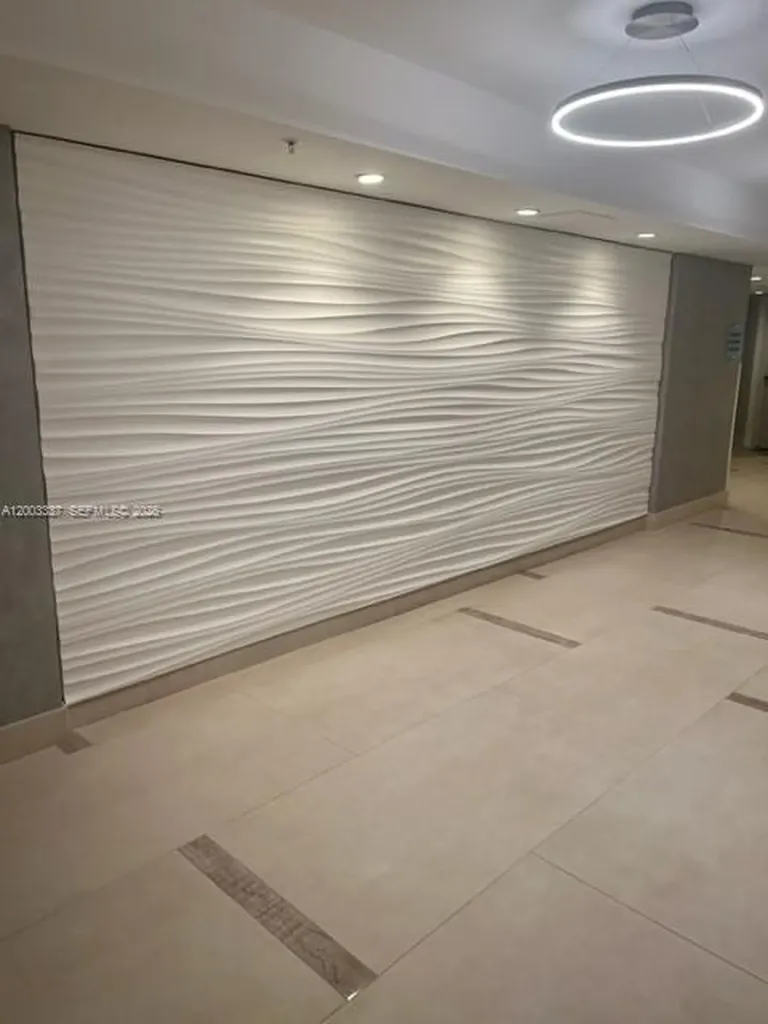 3001 S Ocean Drive Hollywood FL 33019