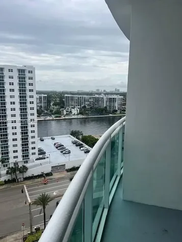 3001 S Ocean Drive Hollywood FL 33019