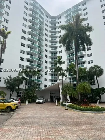 3001 S Ocean Drive Hollywood FL 33019