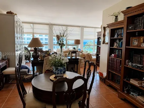 5055 Collins Avenue Miami Beach FL 33140