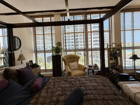 5055 Collins Avenue Miami Beach FL 33140