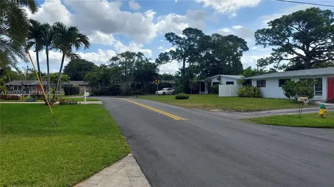 31 NE 27th Drive Wilton Manors FL 33334