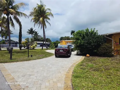 31 NE 27th Drive Wilton Manors FL 33334